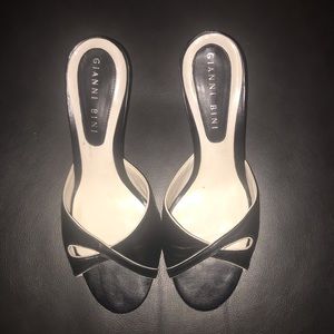GIANNI BINI 3 INCH BLACK LEATHER HEELS SIZE 7.5